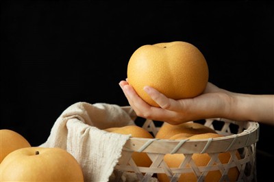 Buah Pear Sibuk, Pekerja Senyum